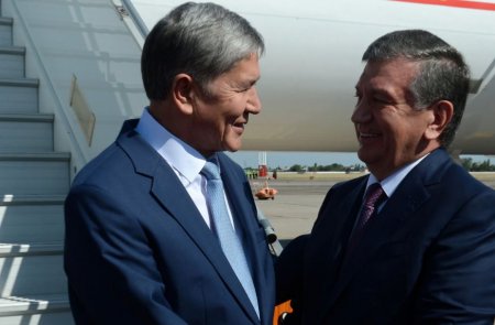 Almazbek Atambayev Shavkat Mirziyoyevni O'zbekiston Prezidenti bo'lgani bilan tabrikladi