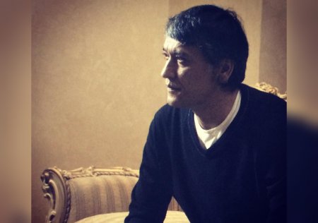 ​Aktyor Javohir Zokirov Jasurbekning ota-onasiga hamdardlik bildirdi