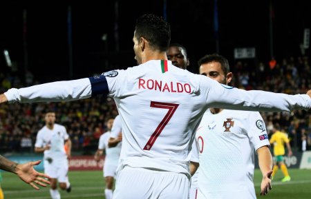 Ronalduning pokeri Portugaliyaga g‘alaba keltirdi, Angliya 8 ta gol urilgan o‘yinda yutdi