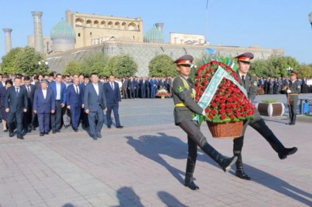 Samarqandda Birinchi Prezident Islom Karimovni xotirlash tadbirlari otkazilmoqda
